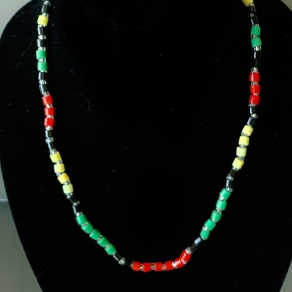 Vintage hand blown glass bead red-green-yellow-black clear  necklace 22”L - Picture 4 of 14